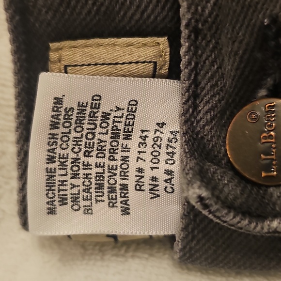 L.L. Bean Men's Classic Fit Gray Jeans 34x28 EUC - Picture 7 of 12